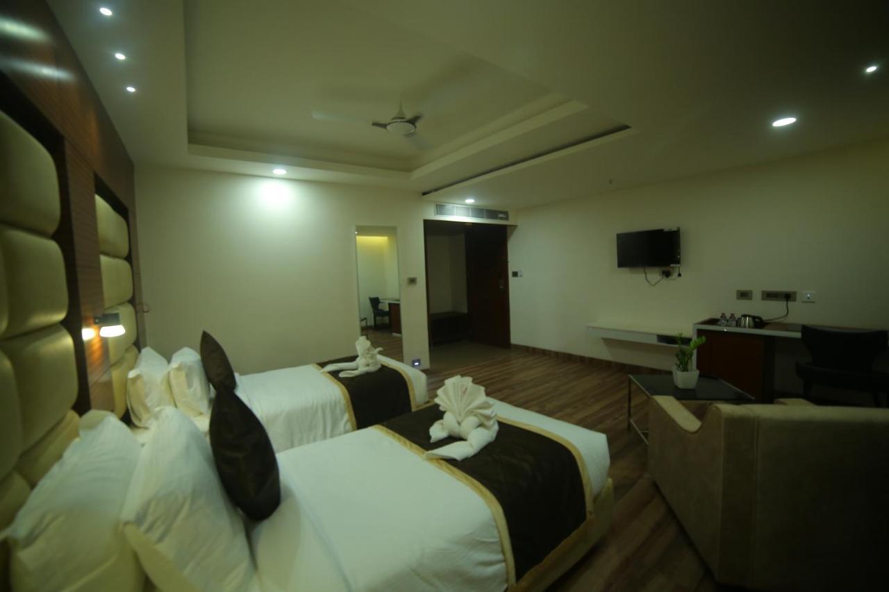 Sree Fortune Grand, Tadepalli Hotel Tadepalle Exterior photo