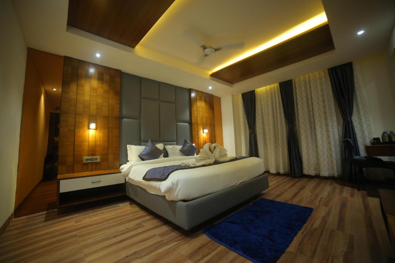 Sree Fortune Grand, Tadepalli Hotel Tadepalle Exterior photo