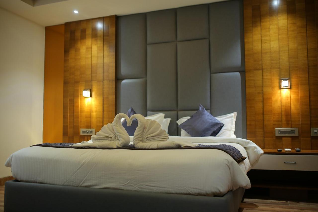 Sree Fortune Grand, Tadepalli Hotel Tadepalle Exterior photo