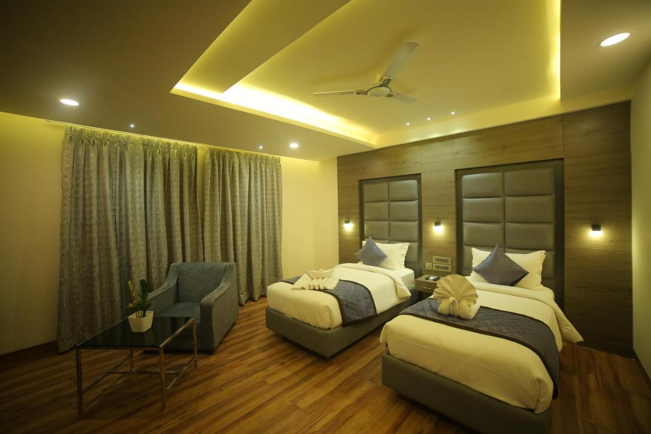 Sree Fortune Grand, Tadepalli Hotel Tadepalle Exterior photo